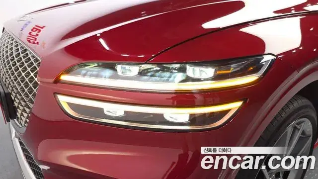 Genesis GV70 2022 — ფოტო 10/33