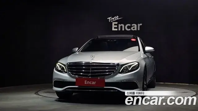 Mercedes-Benz E-Class 2019 — Фото 3/20