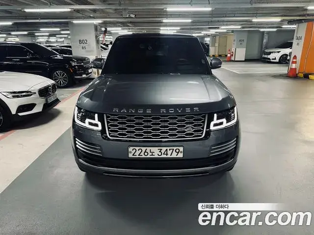 Land Rover Range Rover 2020 — Photo 14/20