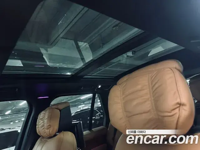 Land Rover Range Rover 2020 — Photo 10/20