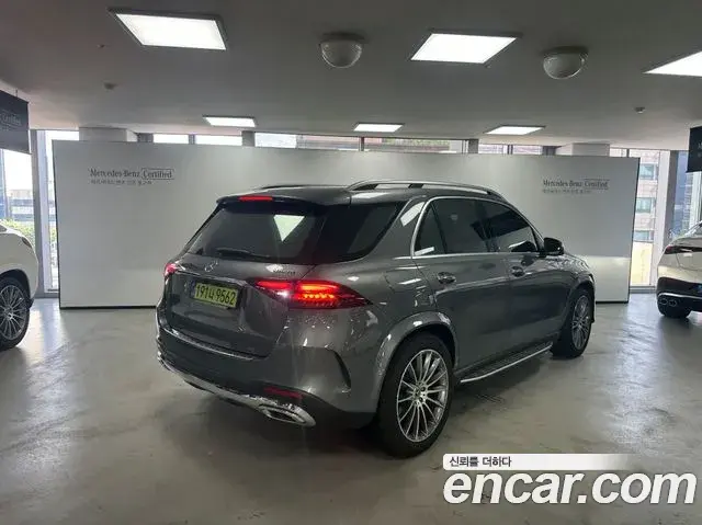 Mercedes-Benz GLE-Class 2025 — Şəkil 17/18