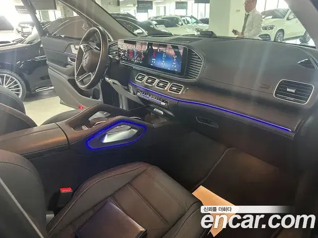 Mercedes-Benz GLE-Class 2025 — Şəkil 12/18