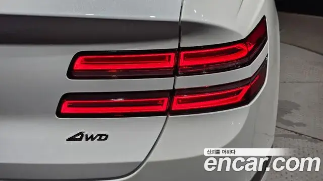 Genesis GV80 2021 — ფოტო 4/34