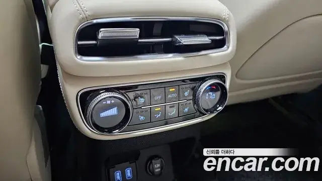 Genesis GV80 2021 — ფოტო 33/34
