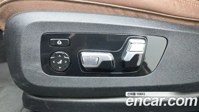 BMW X6 2022 — Фото 19/20