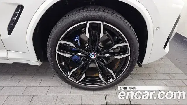 BMW X3 2023 — Şəkil 28/34