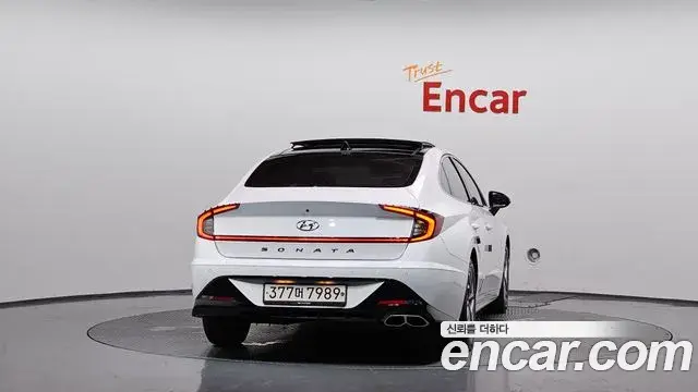 Hyundai Sonata 2022 — Фото 4/20