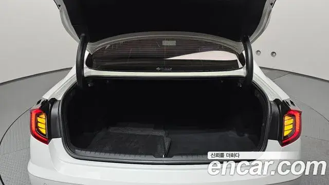 Hyundai Sonata 2022 — Фото 20/20