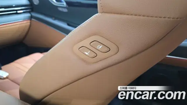 Genesis GV80 2024 — ფოტო 21/33