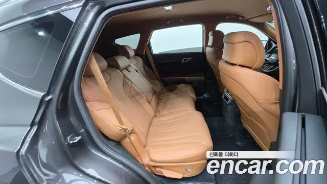 Genesis GV80 2024 — ფოტო 25/33