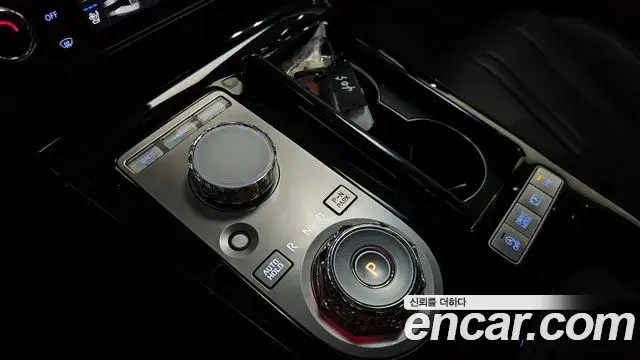Genesis G80 2024 — ფოტო 2/31
