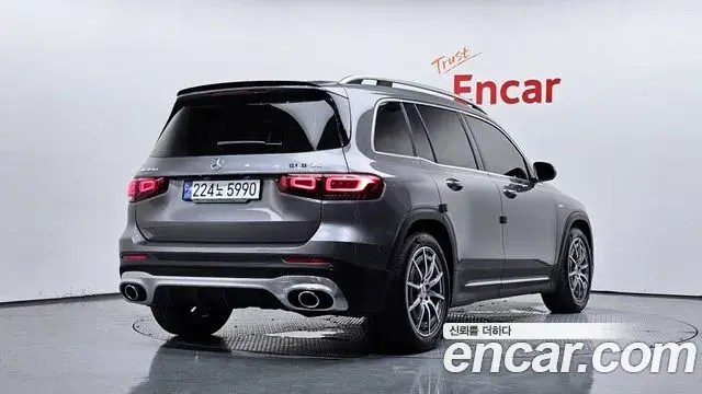 Mercedes-Benz GLB-Class 2023 — ფოტო 30/33