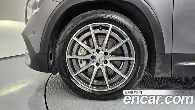 Mercedes-Benz GLB-Class 2023 — ფოტო 21/33