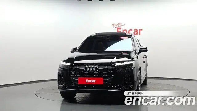 Audi Q7 2025 — Photo 35/37