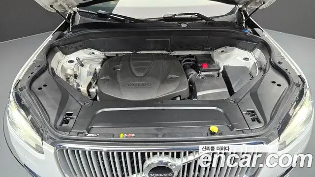 Volvo XC90 2018 — Фото 6/20
