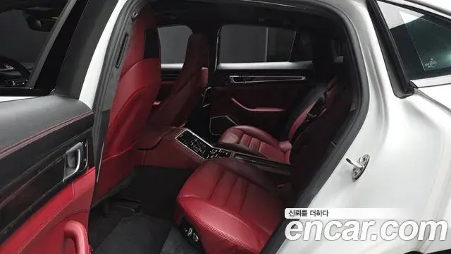 Porsche Panamera 2018 — Фото 10/20