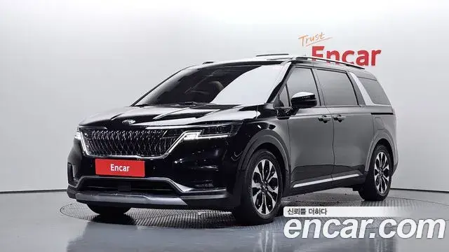 Kia Carnival 2021 — Фото 1/20