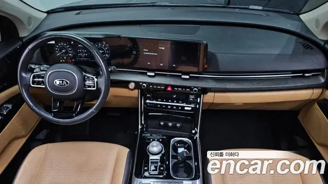 Kia Carnival 2021 — Фото 7/20