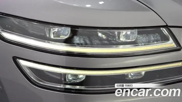 Genesis G80 2023 — Şəkil 16/33