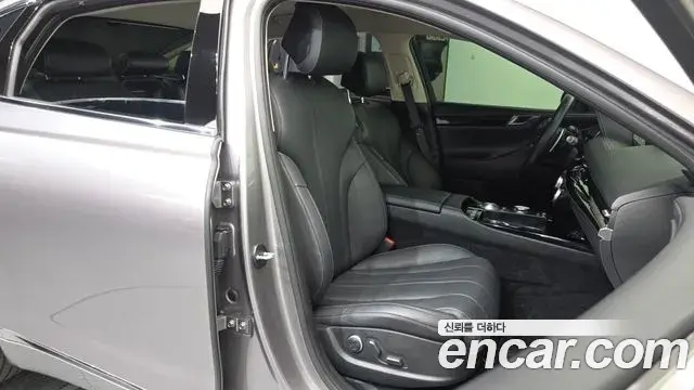 Genesis G80 2023 — Şəkil 23/33