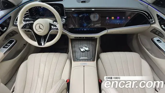 Mercedes-Benz E-Class 2024 — Фото 7/20