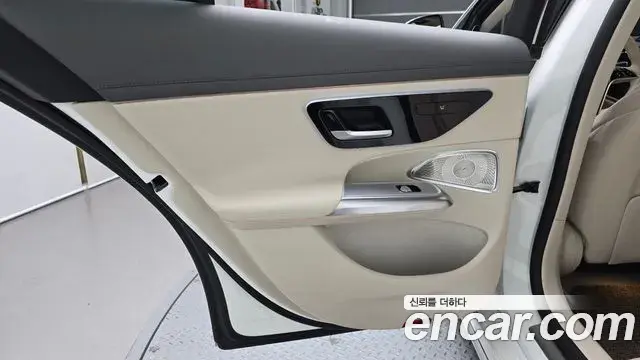 Mercedes-Benz E-Class 2024 — Şəkil 20/30