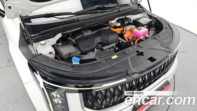 Kia Carnival 2025 — Şəkil 28/34