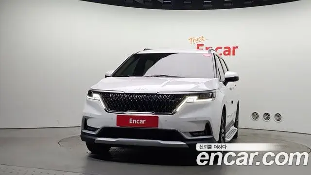 Kia Carnival 2021 — Photo 11/20