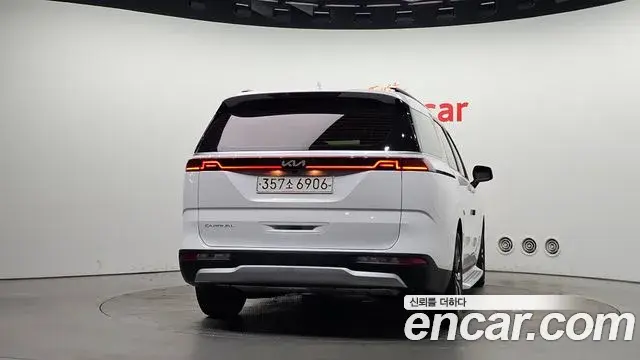 Kia Carnival 2021 — Photo 10/20