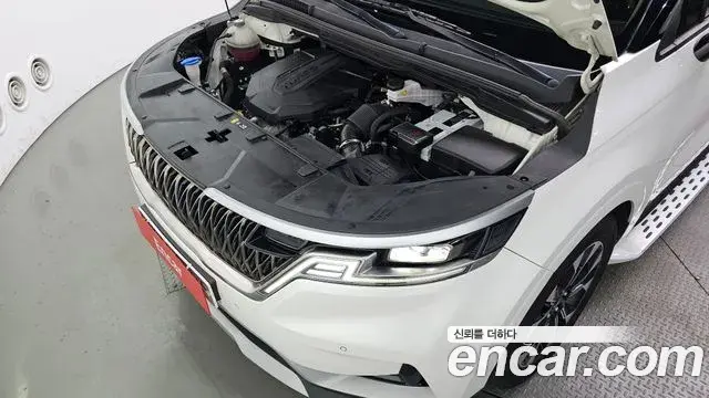 Kia Carnival 2021 — Photo 15/20