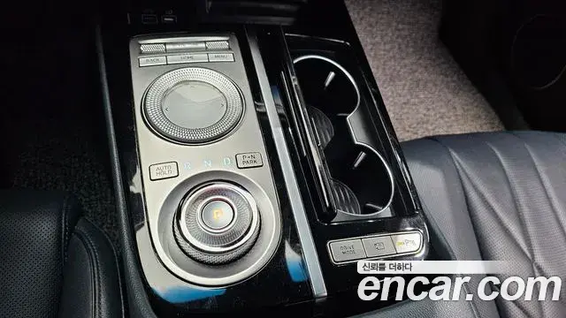 Genesis G80 2022 — ფოტო 7/20