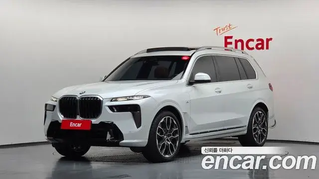 BMW X7 2025 — Photo 10/20