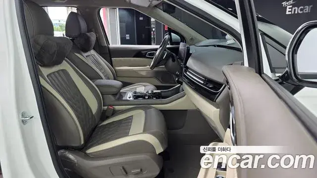 Kia Carnival 2024 — Фото 11/20