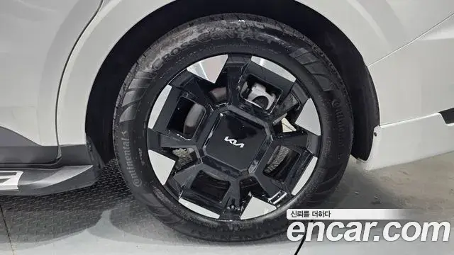 Kia Carnival 2024 — Şəkil 21/40