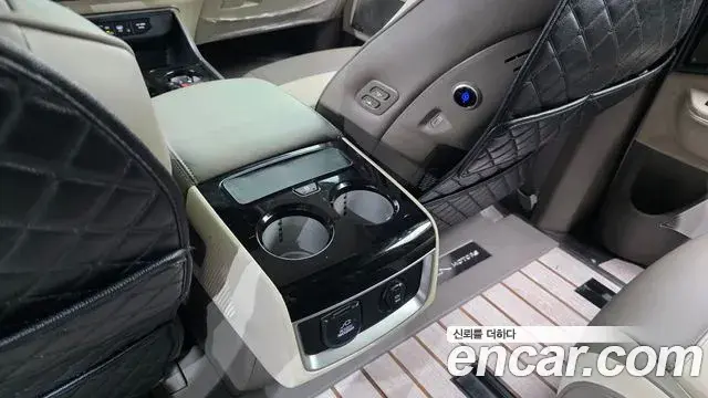 Kia Carnival 2024 — Şəkil 40/40