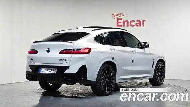 BMW X4 2025 — Photo 9/20