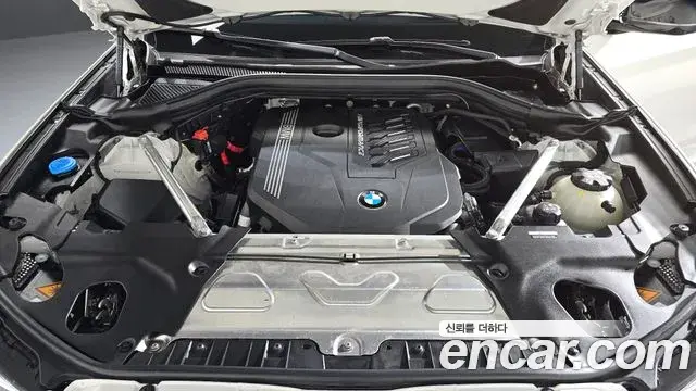 BMW X4 2025 — Photo 11/20