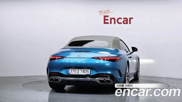 Mercedes-Benz SL-Class 2023 — Photo 8/20