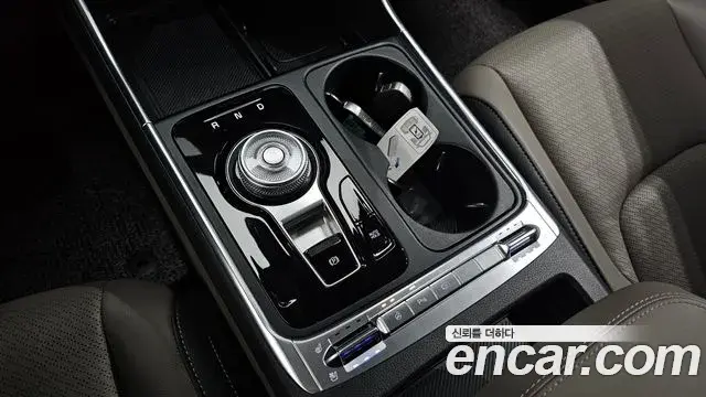 Kia Carnival 2025 — Şəkil 6/35