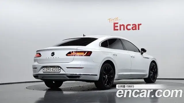 Volkswagen Arteon 2019 — Şəkil 37/37