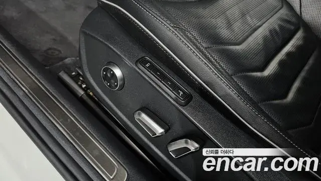 Volkswagen Arteon 2019 — Şəkil 30/37