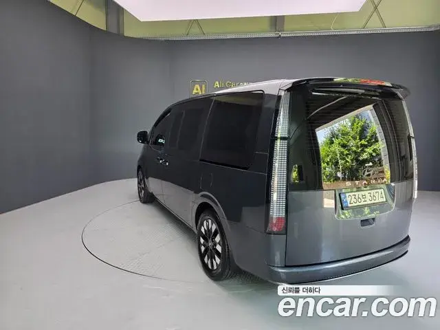 Hyundai Staria 2024 — Photo 10/20