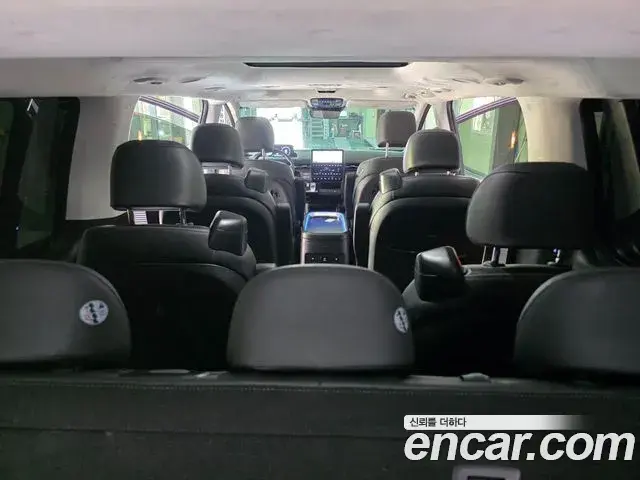 Hyundai Staria 2024 — Photo 12/20