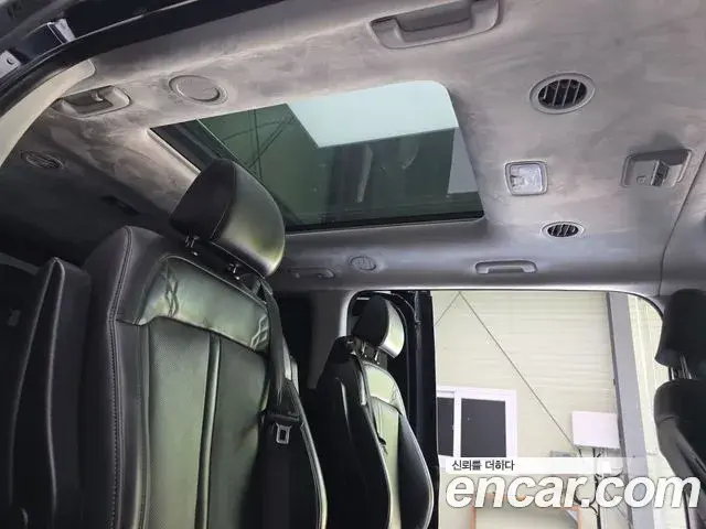 Hyundai Staria 2024 — Photo 20/20