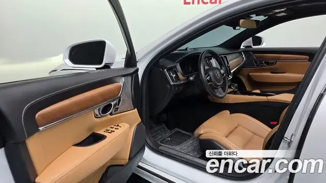 Volvo S90 2019 — Photo 10/20