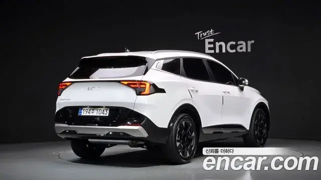 Kia Sportage 2025 — Фото 2/20