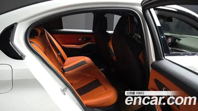 BMW M3 2023 — Photo 20/34