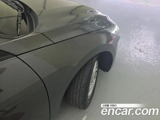 Hyundai The New Avante Hybrid 2021 — Photo 14/18