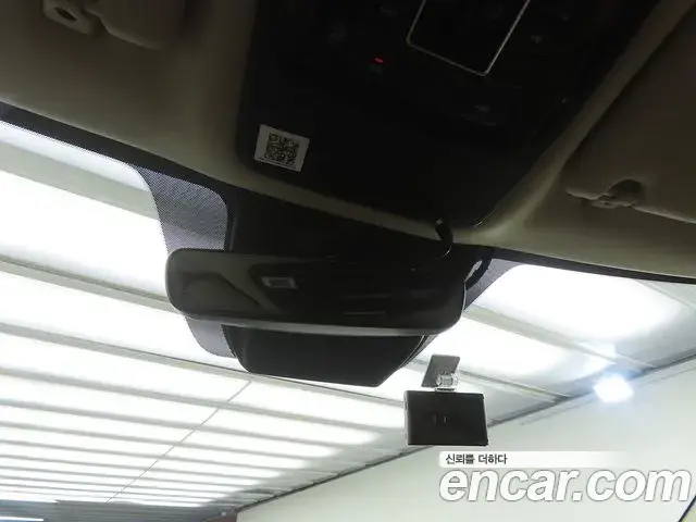 Kia Carnival 2021 — Фото 11/20