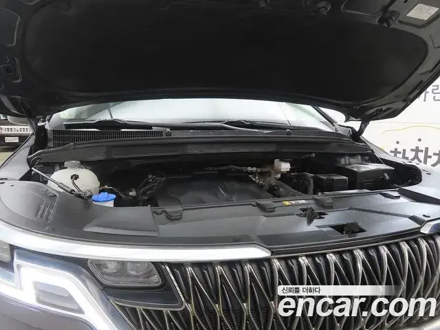 Kia Carnival 2021 — Фото 18/20